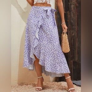SHEIN lilac purple boho ditsy floral print ruffle trim wrap skirt Size L NWOT